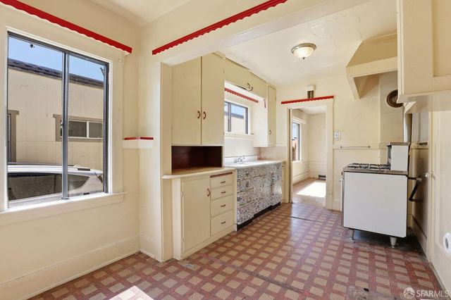 29 Cassandra Court, San Francisco, CA 94112