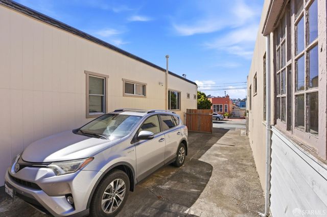 29 Cassandra Court, San Francisco, CA 94112