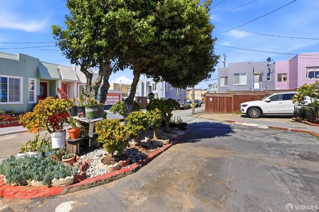 29 Cassandra Court, San Francisco, CA 94112