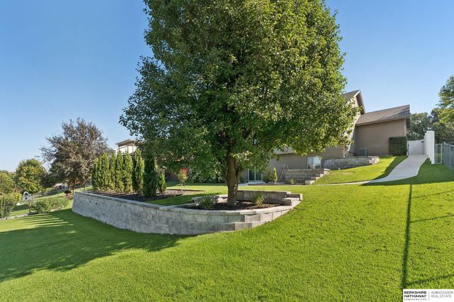 14502 S 22nd Street, Bellevue, NE 68812