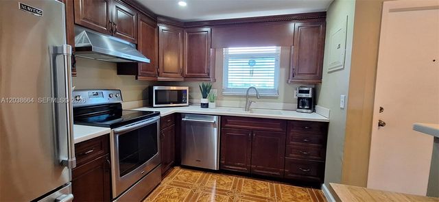 3100 NE 49th Street 510, Fort Lauderdale, FL 33308