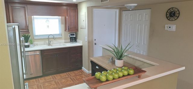 3100 NE 49th Street 510, Fort Lauderdale, FL 33308