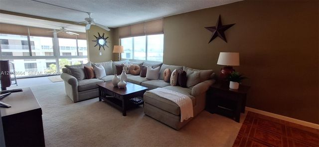 3100 NE 49th Street 510, Fort Lauderdale, FL 33308