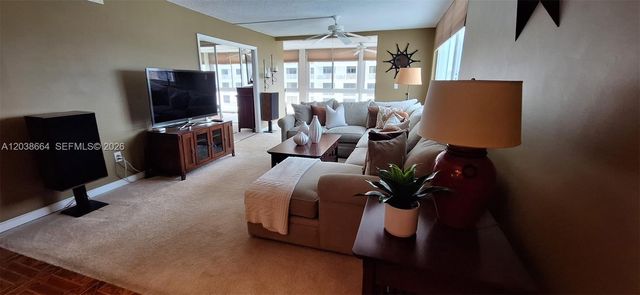 3100 NE 49th Street 510, Fort Lauderdale, FL 33308