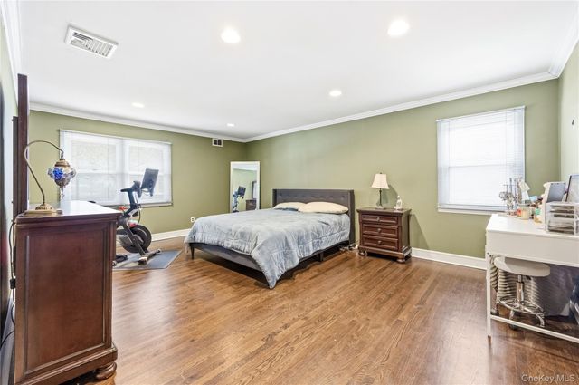 83 Newport Avenue, Tappan, NY 10983