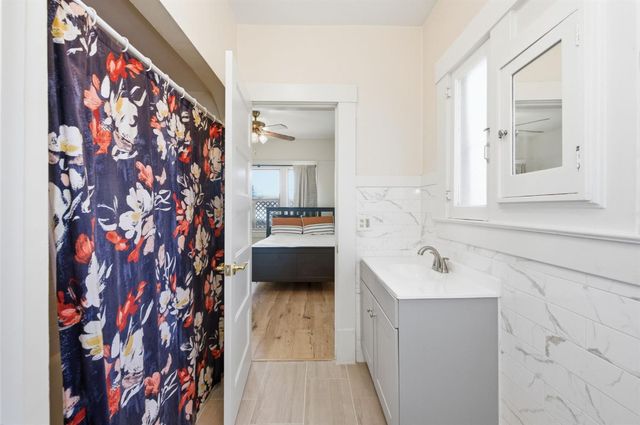 445 E Weldon Avenue, Fresno, CA 93704