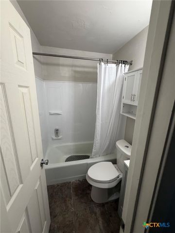 305 Carothers Street, Copperas Cove, TX 76522