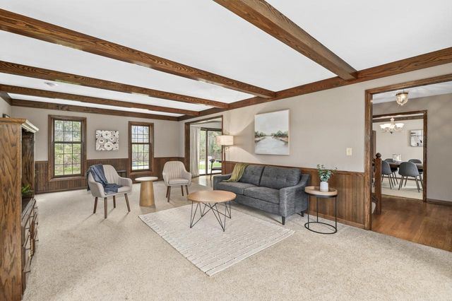 406 Crescent LANE, Thiensville, WI 53092