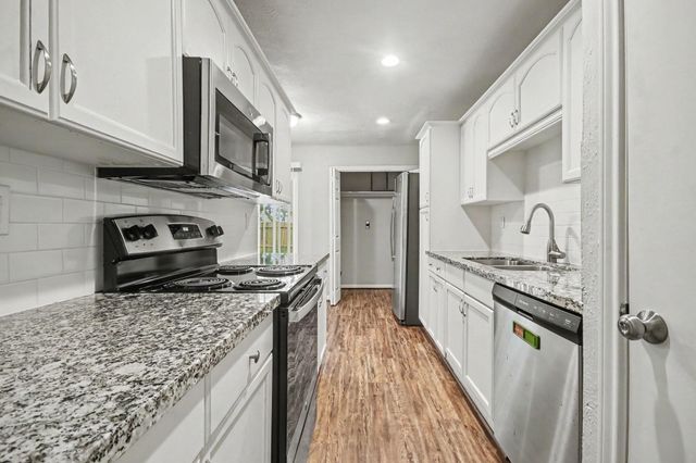 6834 Gettysburg Drive, Richmond, TX 77469