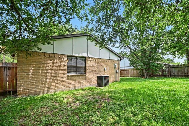 6834 Gettysburg Drive, Richmond, TX 77469