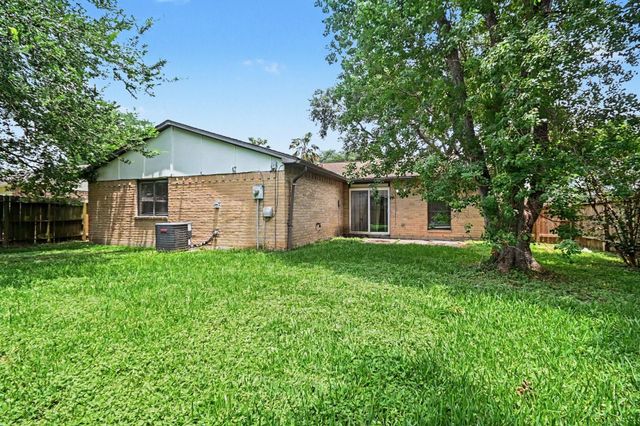 6834 Gettysburg Drive, Richmond, TX 77469