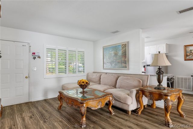 1140 S Highlands Avenue, Inverness, FL 34452
