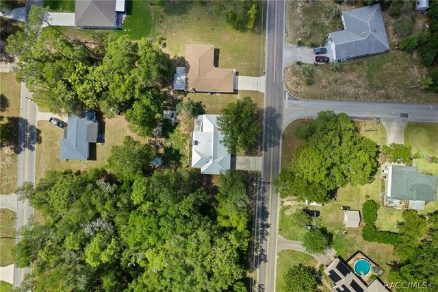 1140 S Highlands Avenue, Inverness, FL 34452