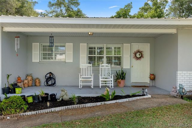 1140 S Highlands Avenue, Inverness, FL 34452