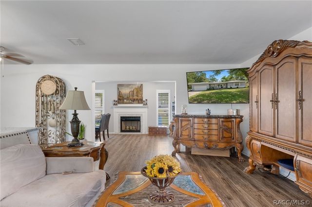 1140 S Highlands Avenue, Inverness, FL 34452