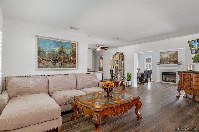 1140 S Highlands Avenue, Inverness, FL 34452