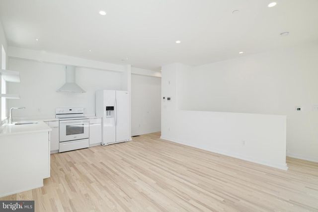 1842 E HAROLD ST, Philadelphia, PA 19125