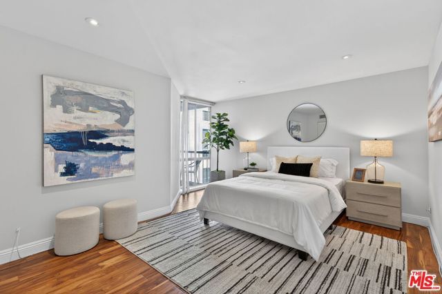 8530 Holloway Drive 303, West Hollywood, CA 90069