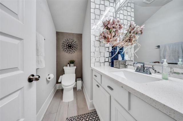 8826 Forest Side Drive, Missouri City, TX 77459