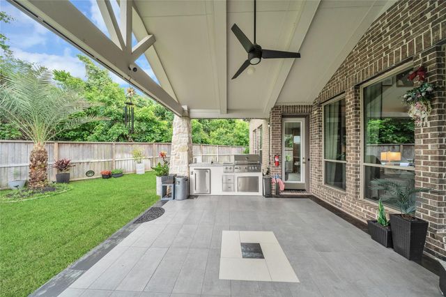 8826 Forest Side Drive, Missouri City, TX 77459