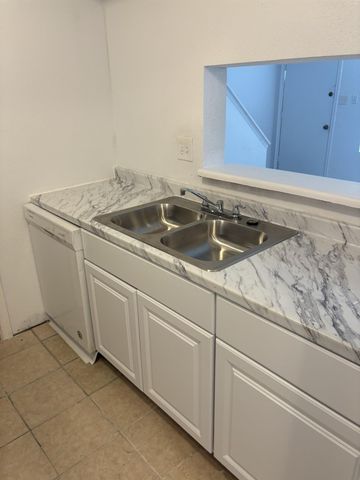 12506 Ashford Meadow Drive A, Houston, TX 77082