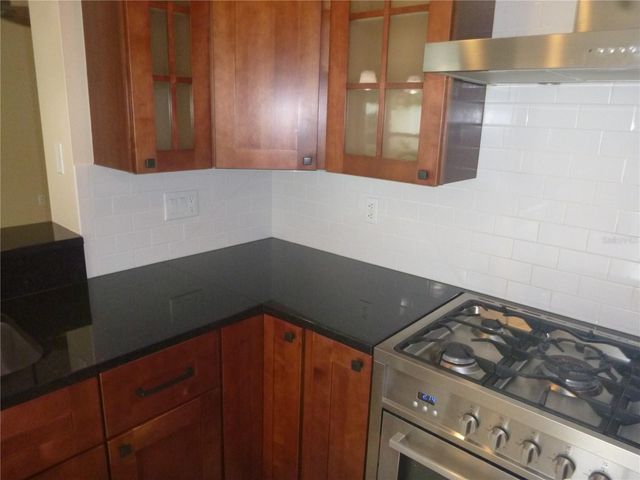 2018 WRANGLER DRIVE, Brandon, FL 33511