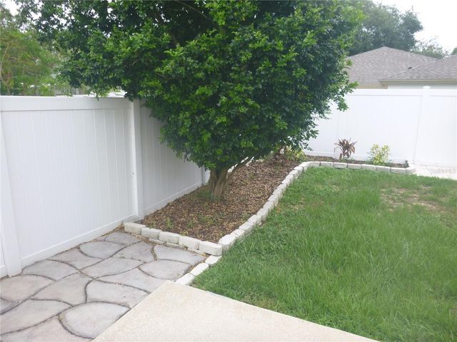 2018 WRANGLER DRIVE, Brandon, FL 33511