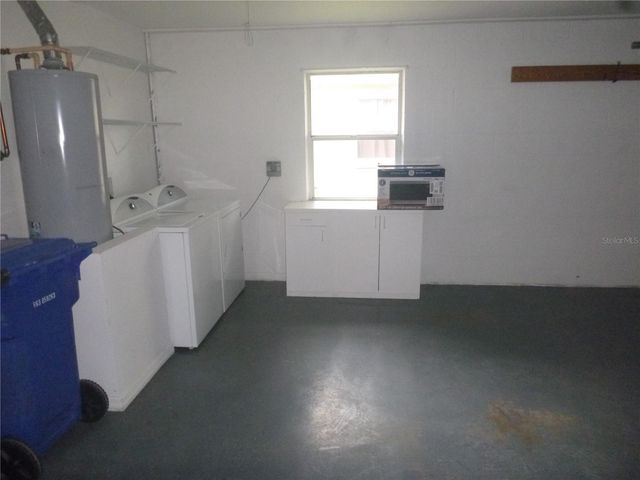 2018 WRANGLER DRIVE, Brandon, FL 33511