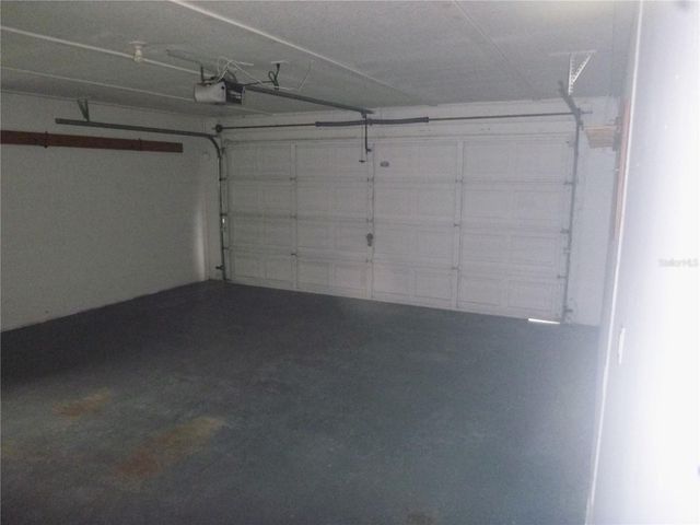 2018 WRANGLER DRIVE, Brandon, FL 33511