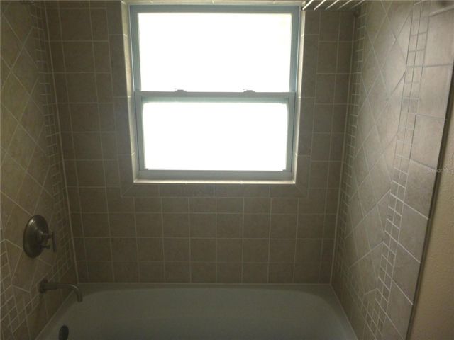 2018 WRANGLER DRIVE, Brandon, FL 33511