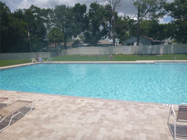 2018 WRANGLER DRIVE, Brandon, FL 33511