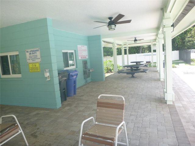 2018 WRANGLER DRIVE, Brandon, FL 33511