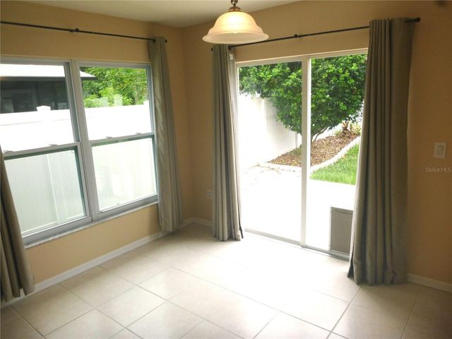 2018 WRANGLER DRIVE, Brandon, FL 33511