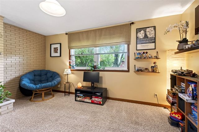 4200 Sugarcreek Drive, Bellbrook, OH 45305