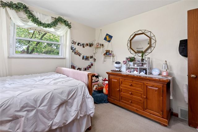 4200 Sugarcreek Drive, Bellbrook, OH 45305