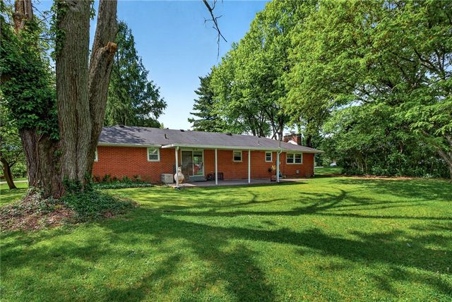 4200 Sugarcreek Drive, Bellbrook, OH 45305
