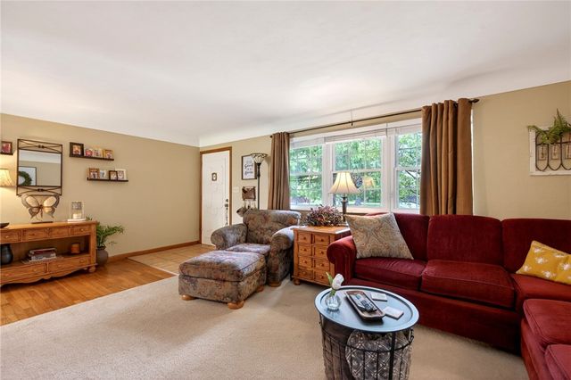 4200 Sugarcreek Drive, Bellbrook, OH 45305