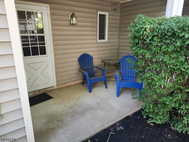 7 Westchester Ter, Clinton Twp., NJ 08801