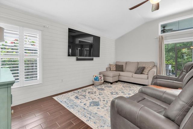 10232 WOODFORD BRIDGE STREET, Tampa, FL 33626
