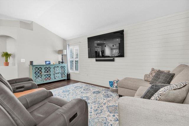 10232 WOODFORD BRIDGE STREET, Tampa, FL 33626