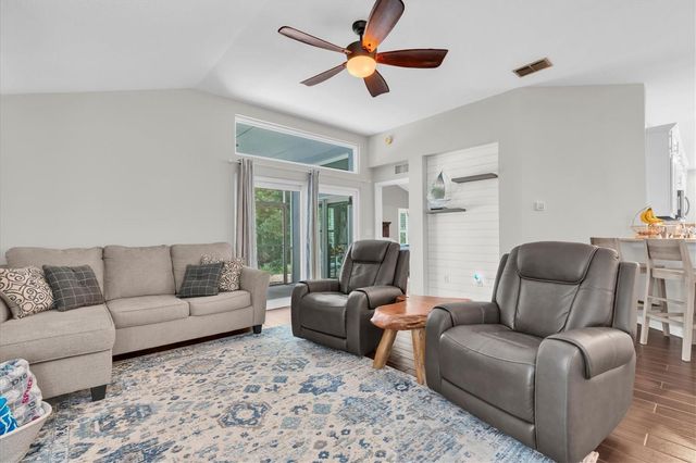 10232 WOODFORD BRIDGE STREET, Tampa, FL 33626
