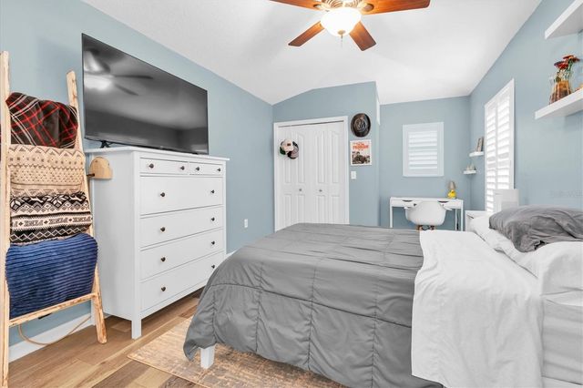 10232 WOODFORD BRIDGE STREET, Tampa, FL 33626