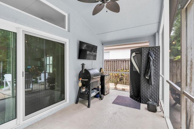 10232 WOODFORD BRIDGE STREET, Tampa, FL 33626