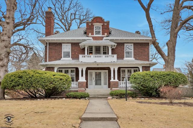 912 S Greenwood Avenue, Kankakee, IL 60901