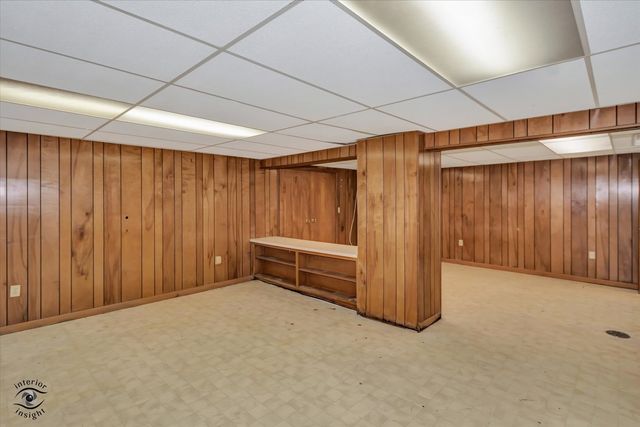 912 S Greenwood Avenue, Kankakee, IL 60901