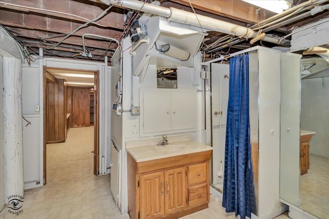 912 S Greenwood Avenue, Kankakee, IL 60901