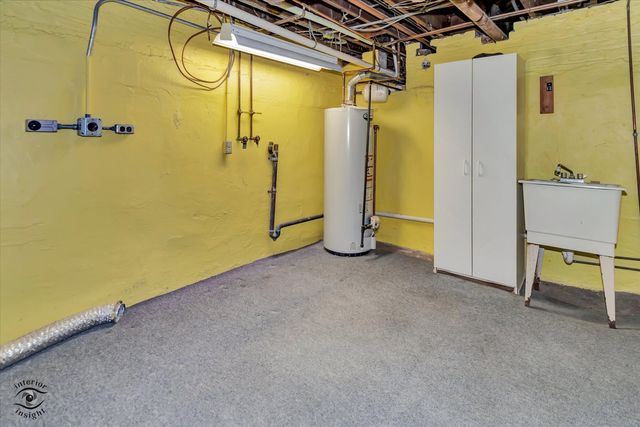 912 S Greenwood Avenue, Kankakee, IL 60901