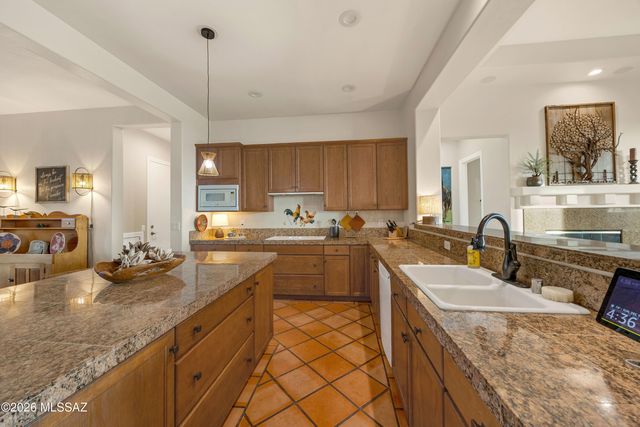 65165 E Catalina Hills, Tucson, AZ 85739