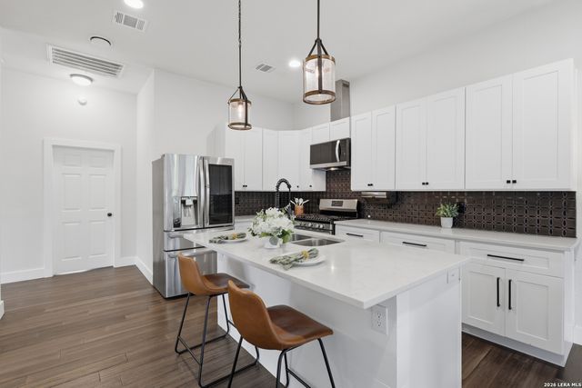 116 REHMANN ST, San Antonio, TX 78204