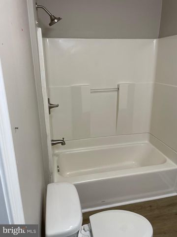 32 MEADOW AVE, Wyoming, DE 19934